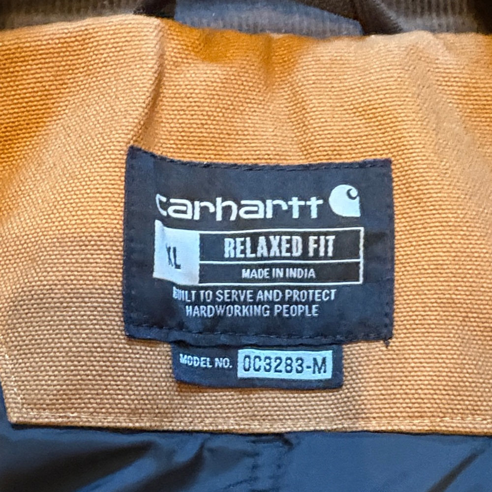 Carhartt Men's Tan Shirt Jacket with Black Collar - Picture 2 of 3